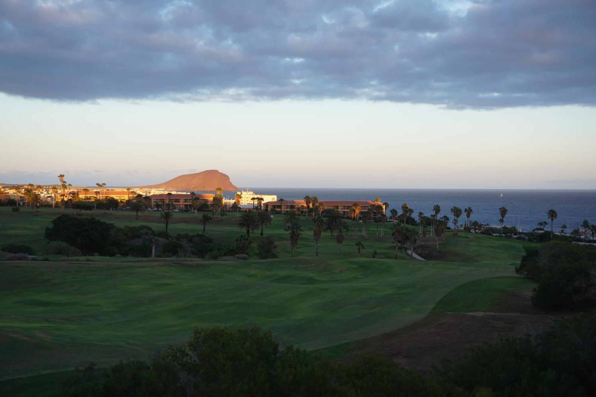 Golf Del Sur Apartment - Magnificent Panorama Of The Ocean, El Teide, And Montana Roja San Miguel de Abona Exterior foto
